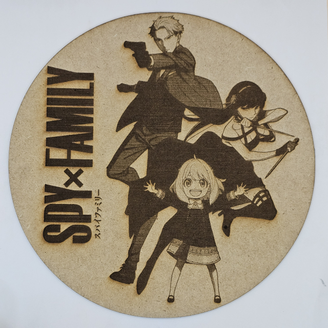 Cuadro decorativo MDF grabado láser estilo anime manga de Yor Forger, Anya Forger y Loid Forger