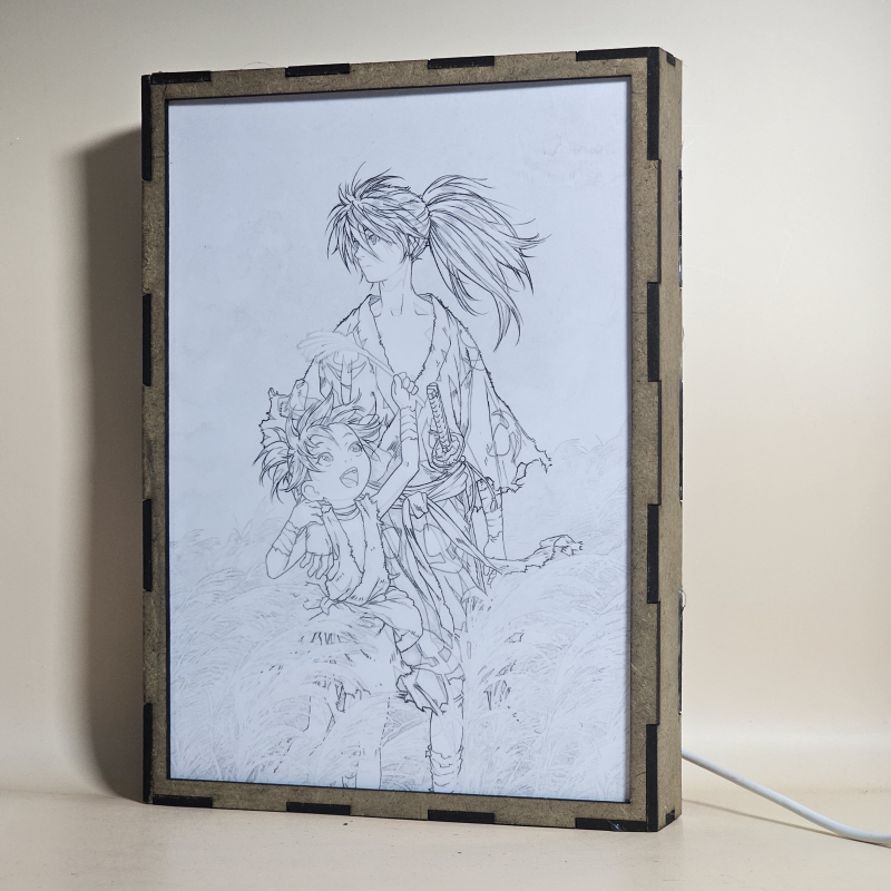 Lámpara ánime/manga  Dororo  con doble imagen de la pareja Dororo y Hyakkimaru, vista apagada, se esconde la imágen de atras.