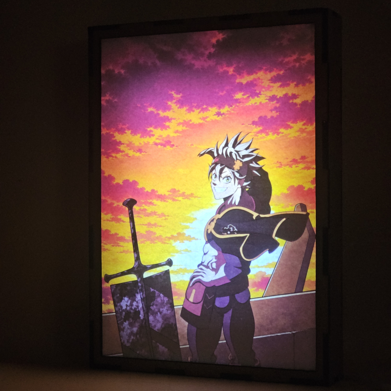 Lámpara de Asta de Black Clover encendida con cielo de puesta de sol - encendida