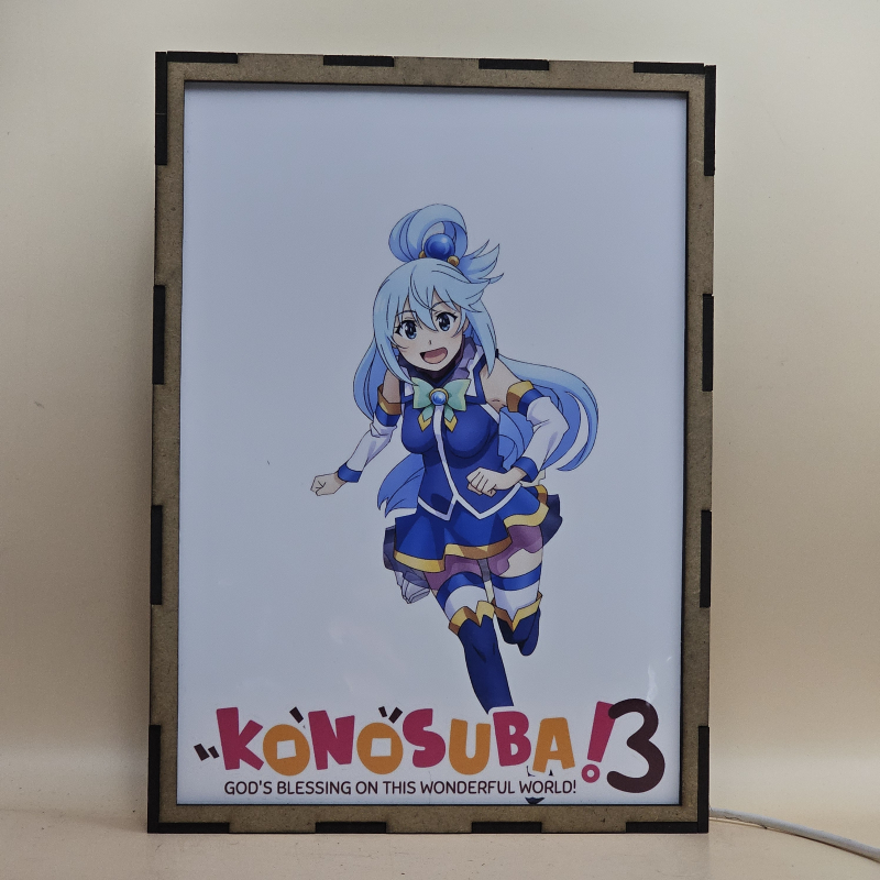 Lámpara LED de Aqua de KonoSuba con Aqua corriendo en primer plano - apagada