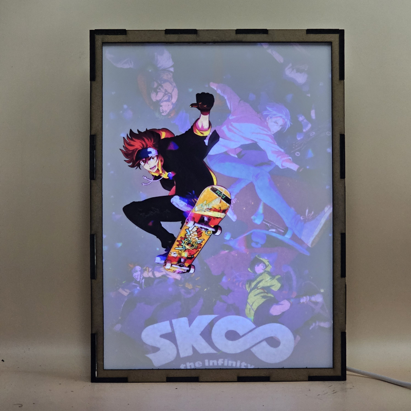 Lámpara LED SK8 the Infinity con Reki Kyan en skateboard y personajes de S - luz ambiente encendida