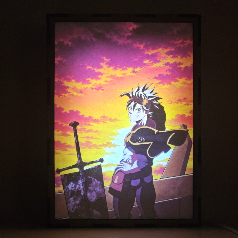 Lámpara de Asta de Black Clover encendida con cielo de puesta de sol - encendida
