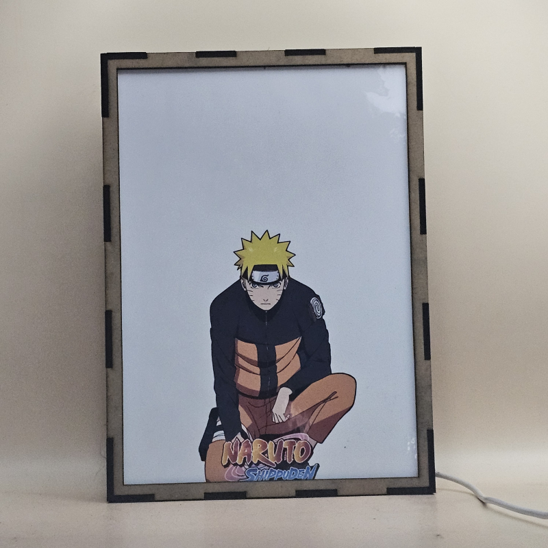 Lámpara ánime/manga  Naruto  con doble imagen del grupo Naruto Uzumaki, Sakura Haruno, Sasuke Uchiha, Itachi Uchiha, Minato Namikaze y Kakashi Hatake, vista apagada, se esconde la imágen de atras.