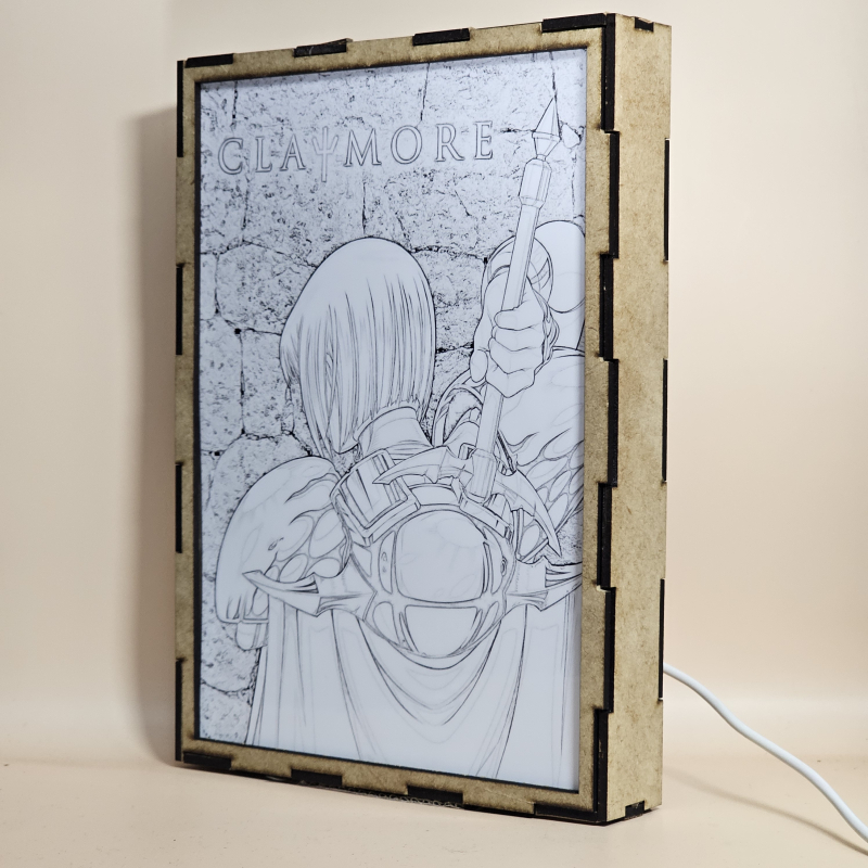 Lámpara ánime/manga  Claymore  con doble imagen del personaje Clare, vista apagada, se esconde la imágen de atras.