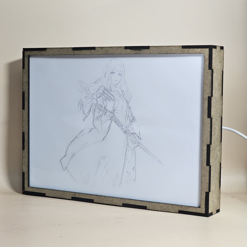 Lámpara ánime/manga  Frieren  con doble imagen del personaje Fern, vista apagada, se esconde la imágen de atras.