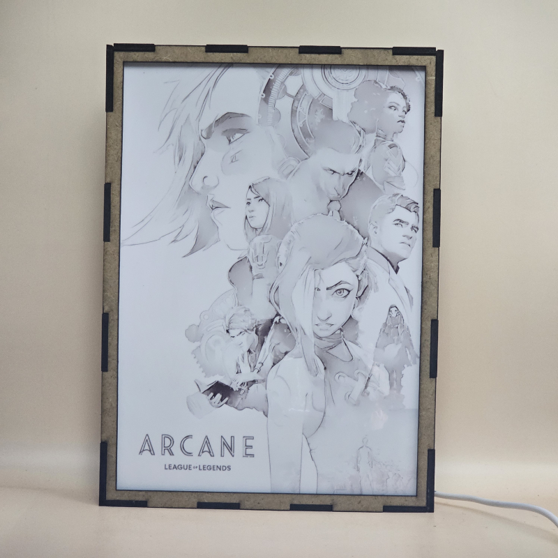 Lámpara ánime/manga  Arcane  con doble imagen del grupo Vi, Jinx, Caitlyn, Jayce, Silco, Viktor, Ekko y Mel Medarda, vista apagada, se esconde la imágen de atras.