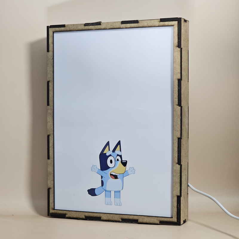 Lámpara ánime  Bluey  con doble imagen del grupo Bluey, Bingo, Chilli y Bandit, vista apagada, se esconde la imágen de atras.