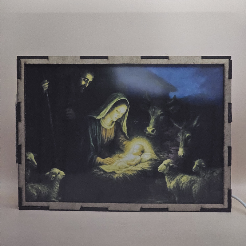 Lámpara con doble imagen el Tercer misterio gosozo El Nacimiento del Hijo de Dios (), vista apagada, se esconde la imágen de atras.