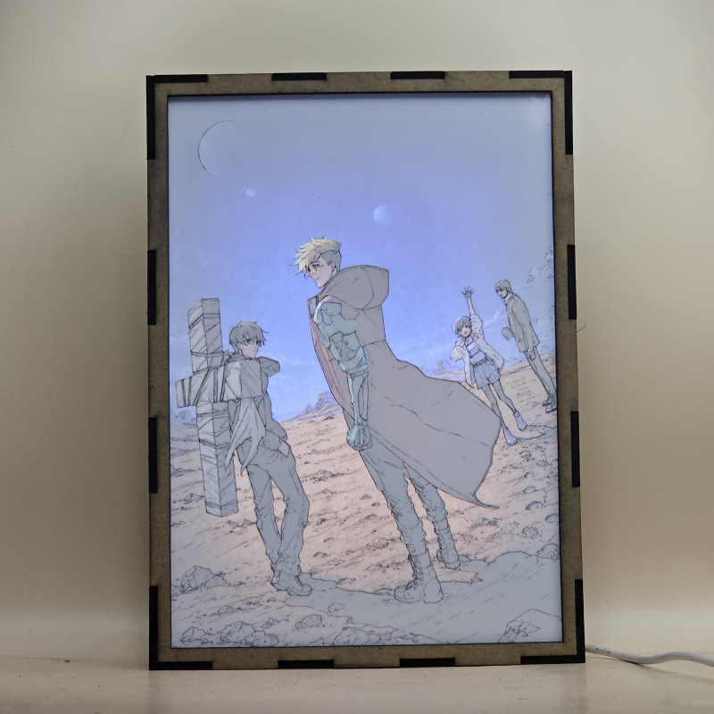 Lámpara ánime/manga  Trigun  con doble imagen del grupo Nicholas D. Wolfwood, Vash the Stampede, Roberto De Niro y Meryl Stryfe, vista encendida, con luz ambiente, donde se revela la ilustración completa al encender la luz LED.