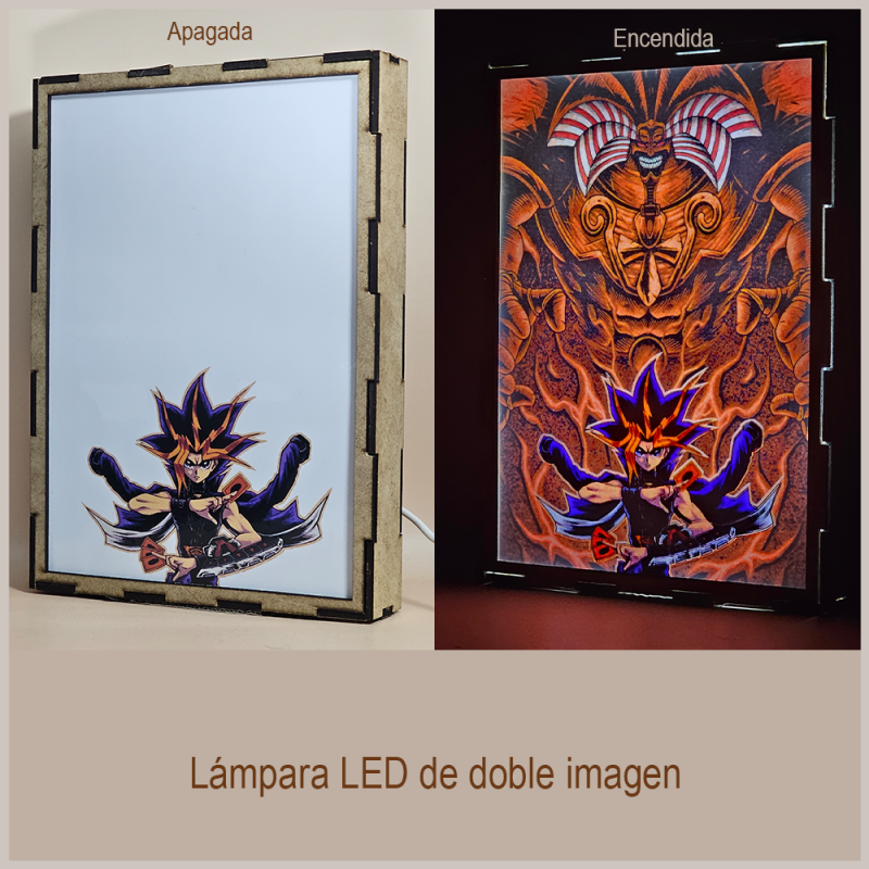 Lámpara ánime/manga  Yu-Gi-Oh!  con doble imagen del personaje Yugi Muto, vista apagada y encendida, donde se revela la ilustración completa al encender la luz LED.
