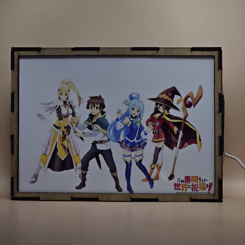 Lámpara ánime/manga  KonoSuba  con doble imagen del grupo Megumin, Kazuma Satō, Darkness y Aqua, vista apagada, se esconde la imágen de atras.