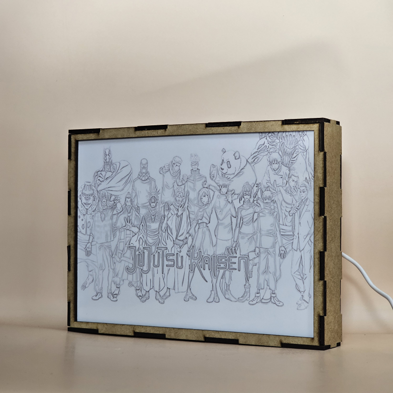 Lámpara ánime/manga  Jujutsu Kaisen  con doble imagen del grupo Ryomen Sukuna, Maki Zenin, Satoru Gojo, Nobara Kugisaki, Megumi Fushiguro, Yuji Itadori, Suguru Geto, Toji Fushiguro, Yūta Okkotsu, Toge Inumaki, Kento Nanami, Aoi Todo, Choso, Mahito, panda, Kokichi Muta, Jogo y Hanami, vista apagada, se esconde la imágen de atras.