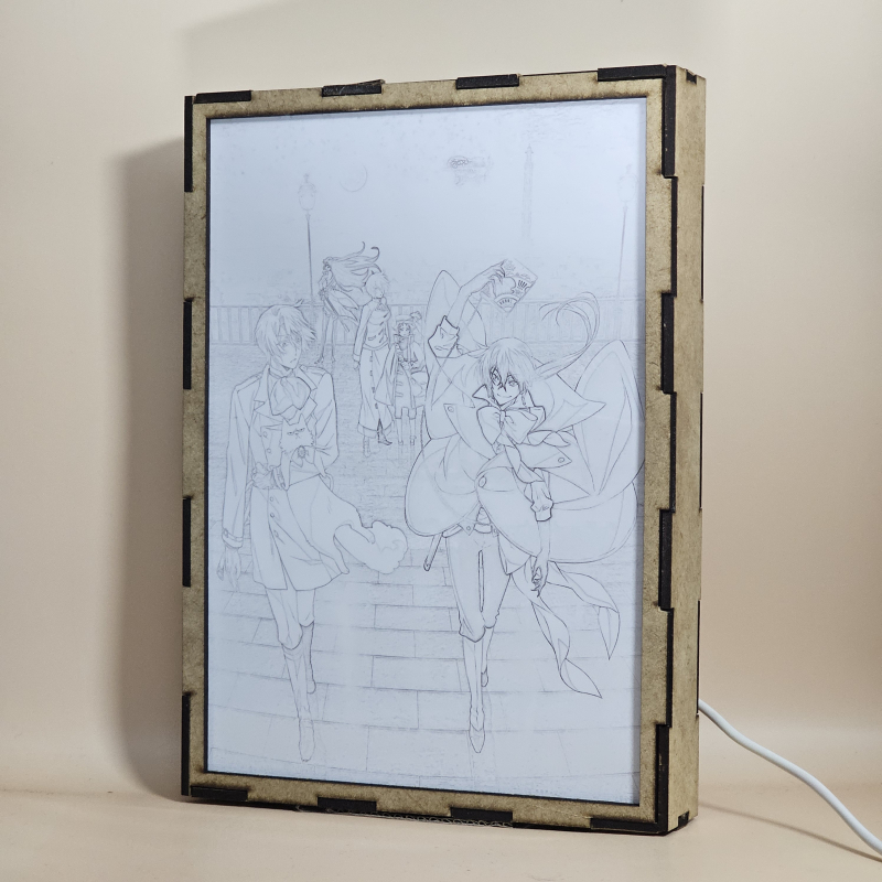 Lámpara ánime/manga  Vanitas no Carte  con doble imagen del grupo Vanitas, Noé Archiviste, Jeanne, Luca, Dominique de Sade y Murr, vista apagada, se esconde la imágen de atras.