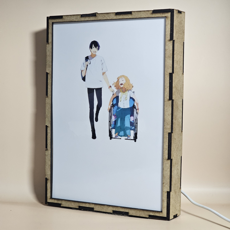 Lámpara ánime  Josee, el tigre y los peces  con doble imagen de la pareja Kumiko Yamamura y Tsuneo Suzukawa, vista apagada, se esconde la imágen de atras.