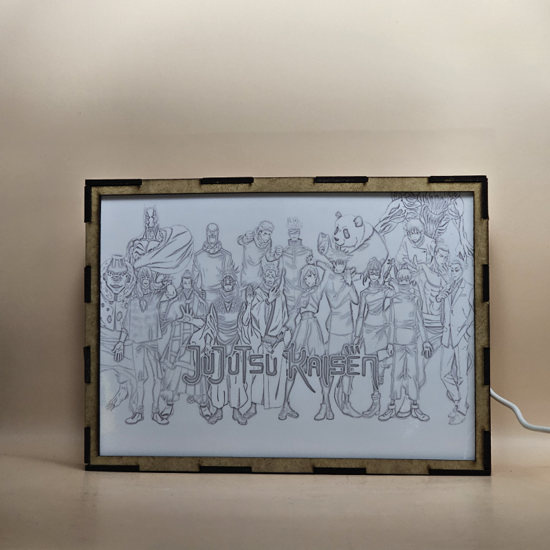 Lámpara ánime/manga  Jujutsu Kaisen  con doble imagen del grupo Ryomen Sukuna, Maki Zenin, Satoru Gojo, Nobara Kugisaki, Megumi Fushiguro, Yuji Itadori, Suguru Geto, Toji Fushiguro, Yūta Okkotsu, Toge Inumaki, Kento Nanami, Aoi Todo, Choso, Mahito, panda, Kokichi Muta, Jogo y Hanami, vista apagada, se esconde la imágen de atras.
