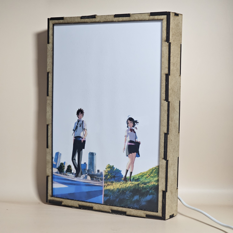 Lámpara ánime/manga  Your Name  con doble imagen de la pareja Taki Tachibana y Mitsuha Miyamizu, vista apagada, se esconde la imágen de atras.