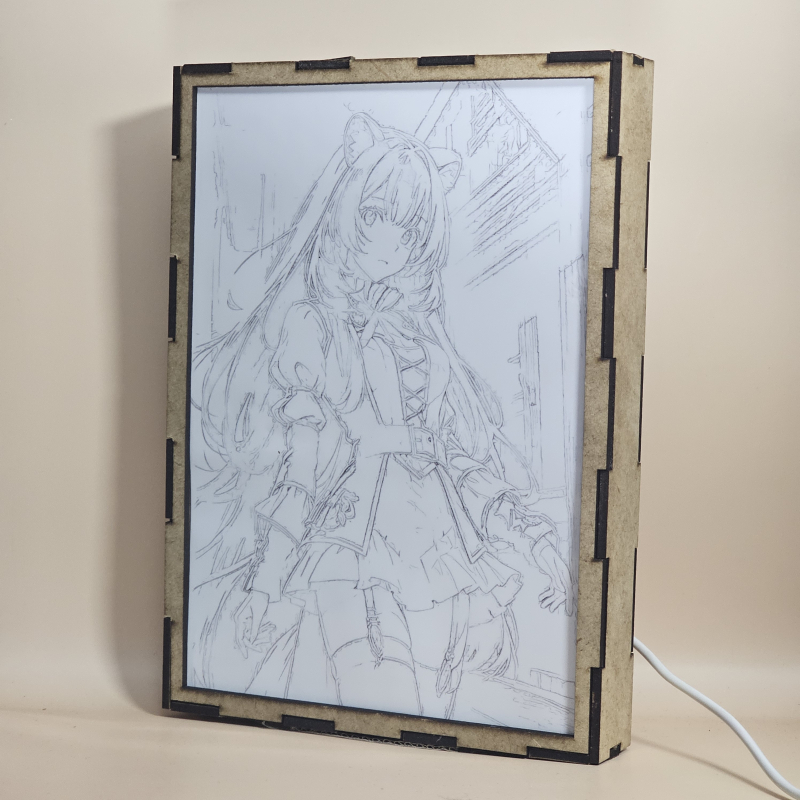 Lámpara ánime/manga  El héroe del escudo  con doble imagen del personaje Raphtalia, vista apagada, se esconde la imágen de atras.