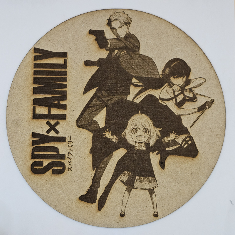 Cuadro decorativo MDF grabado láser estilo anime manga de Yor Forger, Anya Forger y Loid Forger