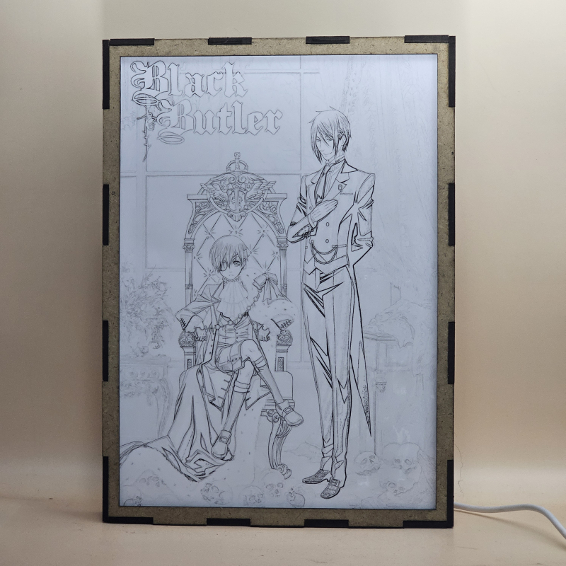 Lámpara ánime/manga  Black Butler  con doble imagen de la pareja Ciel Phantomhive y Sebastian Michaelis, vista apagada, se esconde la imágen de atras.