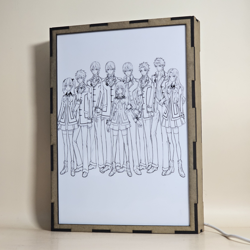 Lámpara ánime/manga  Vampire Knight  con doble imagen del grupo Rima Toya, Senri Shiki, Takuma Ichijo, Kaname Kuran, Yuki Cross, Zero Kiryu y Hanabusa Aido, vista apagada, se esconde la imágen de atras.