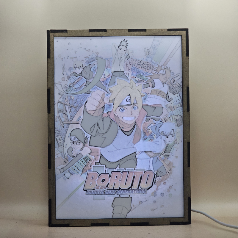 Lámpara ánime/manga  Boruto  con doble imagen del grupo Boruto Uzumaki, Sarada Uchiha, Inojin Yamanaka, Mitsuki, Chocho Akimichi y Shikadai Nara, vista encendida, con luz ambiente, donde se revela la ilustración completa al encender la luz LED.