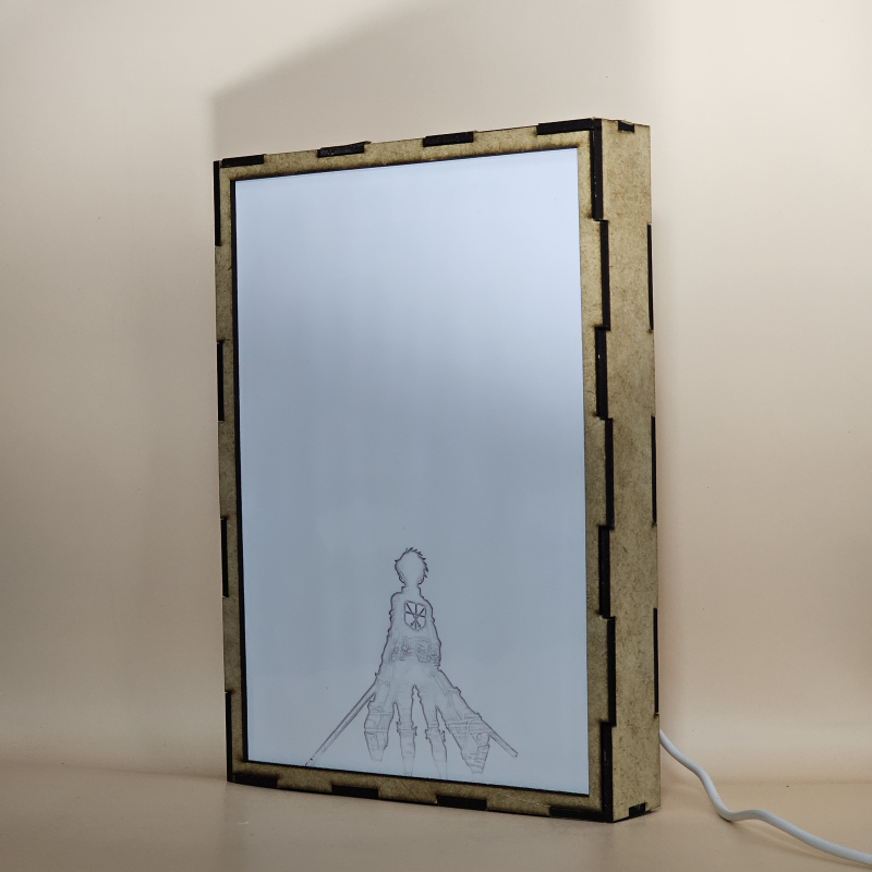 Lámpara ánime/manga  Shingeki no Kyojin  con doble imagen del grupo Eren Yeager y Bertolt Hoover, vista apagada, se esconde la imágen de atras.