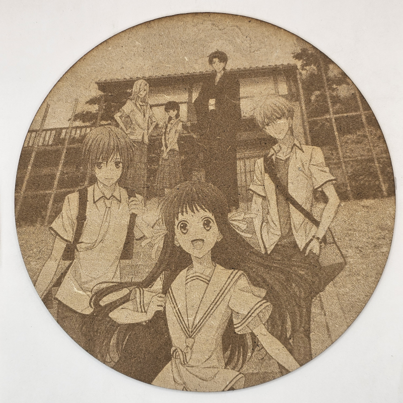 grabado laser en mdf ánime/manga, Tohru Honda, Kyo Sohma, Yuki Sohma, Saki Hanajima, Arisa Uotani y Shigure Sohma, Fruit Basket , decoración otaku, decoración ánime/manga